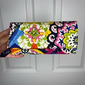 Vera Bradley trifold wallet